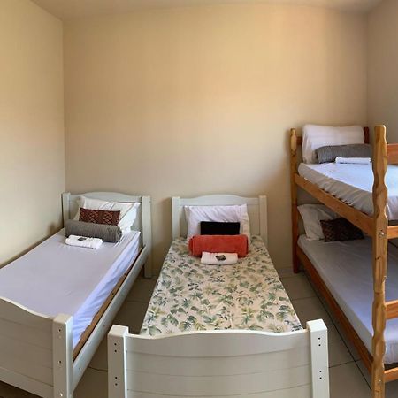 Hospedagem Itaborai Hotel Ravena Bagian luar foto
